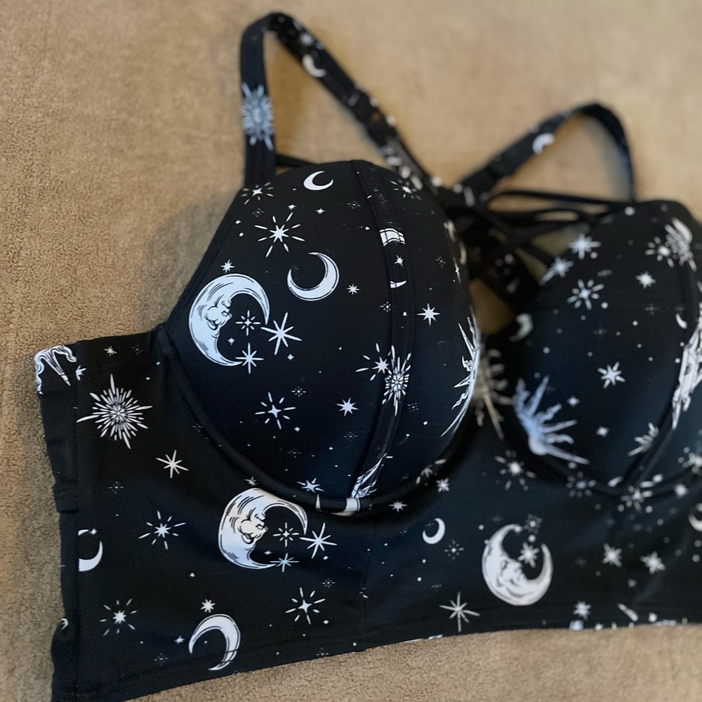 Torrid Celestial Sun Moon and Stars Push Up Swim Top Size 0R♥️
